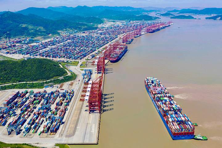中国第一大港口：货物吞吐量超过12.5亿吨<strong></p>
<p>原油密度</strong>，领先唐山、上海、青岛