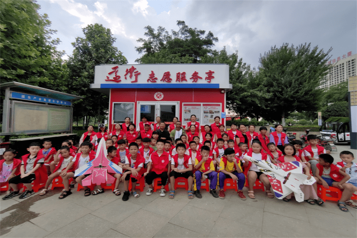 全国志愿服务“四个100”名单公示<strong></p>
<p>中原油田吧</strong>！快来为濮阳入围典型点赞吧！