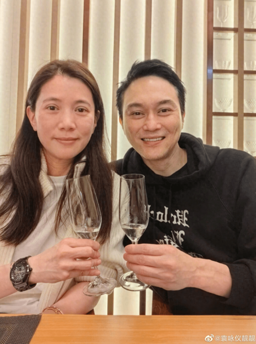 香港虚拟币案波及娱乐圈<strong></p>
<p>火山币虚拟</strong>，张智霖曾是代言人，TVB艺人自曝亏50万
