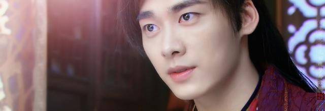 原创李易峰作品被下架<strong></p>
<p>易架虚拟币</strong>，湾湾V指数飙升，郭子瑜拿下类目榜第一名