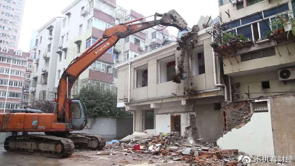 老百姓建议<strong></p>
<p>虚拟币闪兑</strong>，别再瞎折腾老旧预制板楼了，原地重建才是正途！