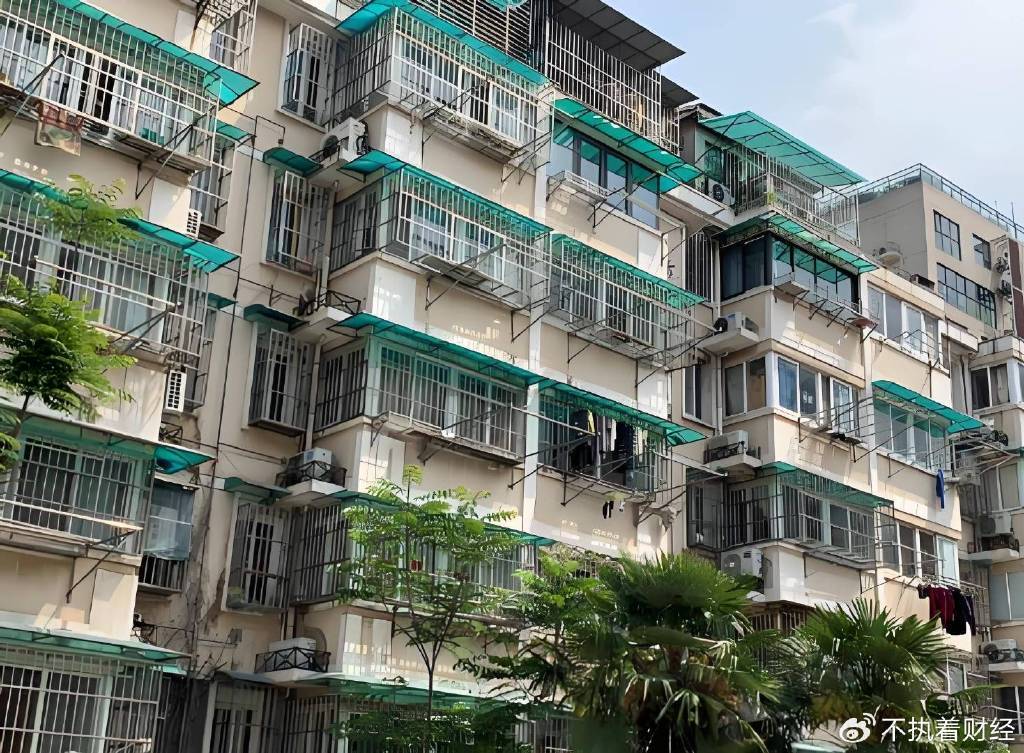老百姓建议<strong></p>
<p>虚拟币闪兑</strong>，别再瞎折腾老旧预制板楼了，原地重建才是正途！