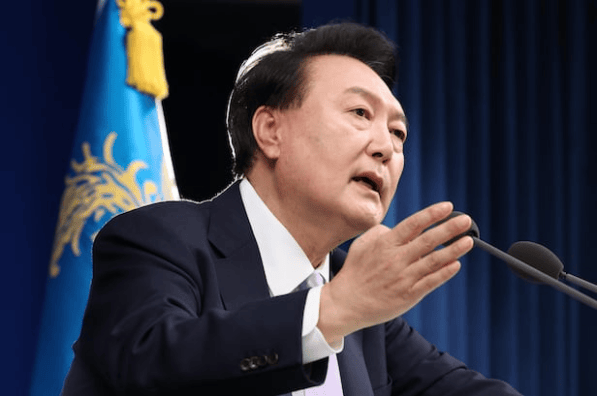 尹锡悦：除外交层面等必要活动外<strong></p>
<p>沉迷虚拟币</strong>，金建希所有公开活动将暂停