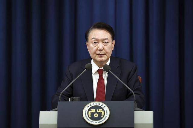 混乱一夜后的韩国：“<strong></p>
<p>虚拟币会</strong>我不想再选法律界出身的总统” ｜国际观察