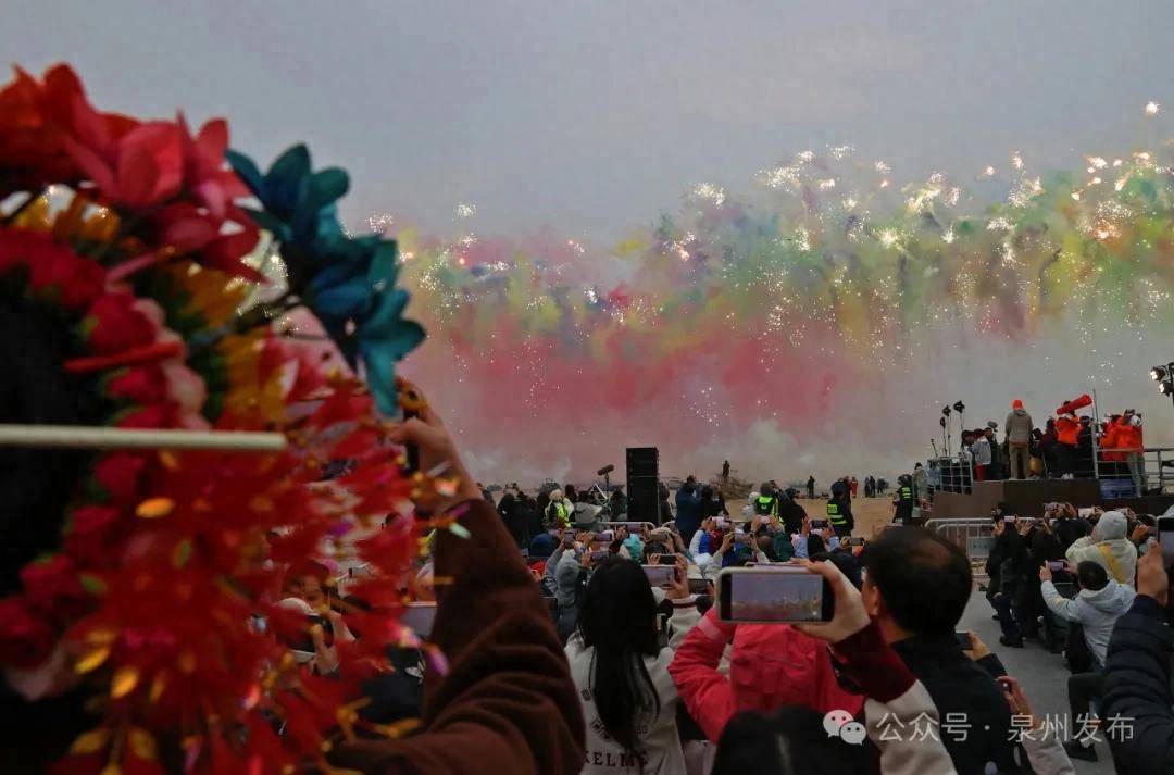 蔡国强烟花秀大量无人机坠海<strong></p>
<p>虚拟币返佣</strong>，网友直呼遗憾，本人回应