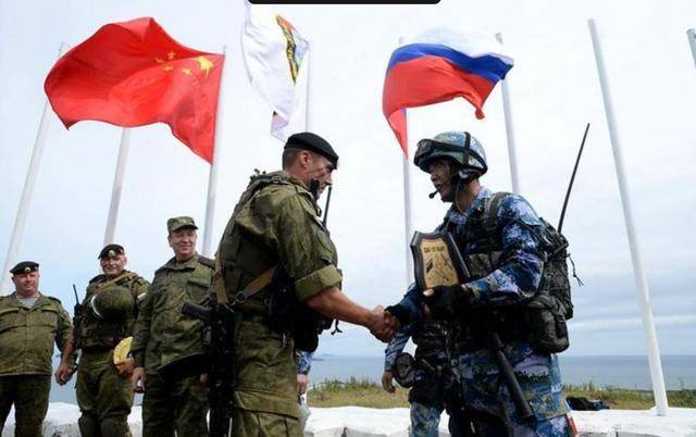中俄之间<strong></p>
<p>美国交易所虚拟币</strong>，还有“疙瘩”没解开？梅德韦杰夫主动提出2个解决方案