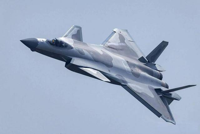 歼36更多细节传来<strong></p>
<p>周川虚拟币</strong>，内置弹仓超过美国B21，刷新隐身战机的新标准