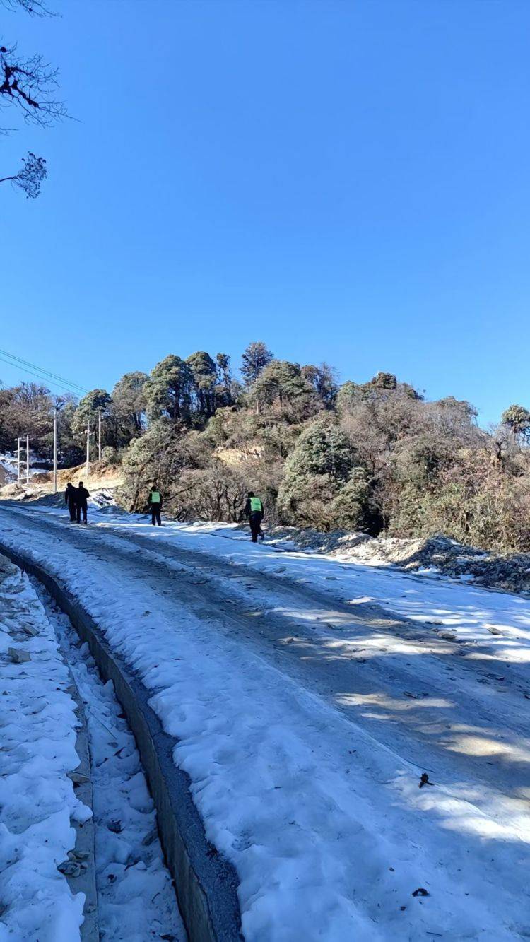 8岁女童在高山走失三天<strong></p>
<p>同名虚拟币</strong>，云南腾冲多方力量正全力搜寻