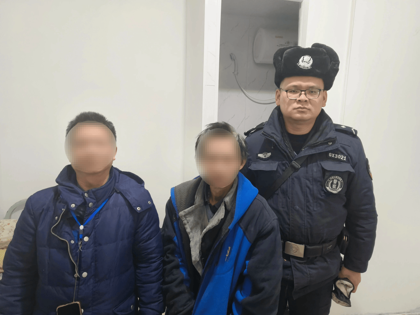 男子失联17年流落乌鲁木齐打工生病<strong></p>
<p>虚拟sd币</strong>，警方相助帮他找到亲人！弟弟：我们一直在找他