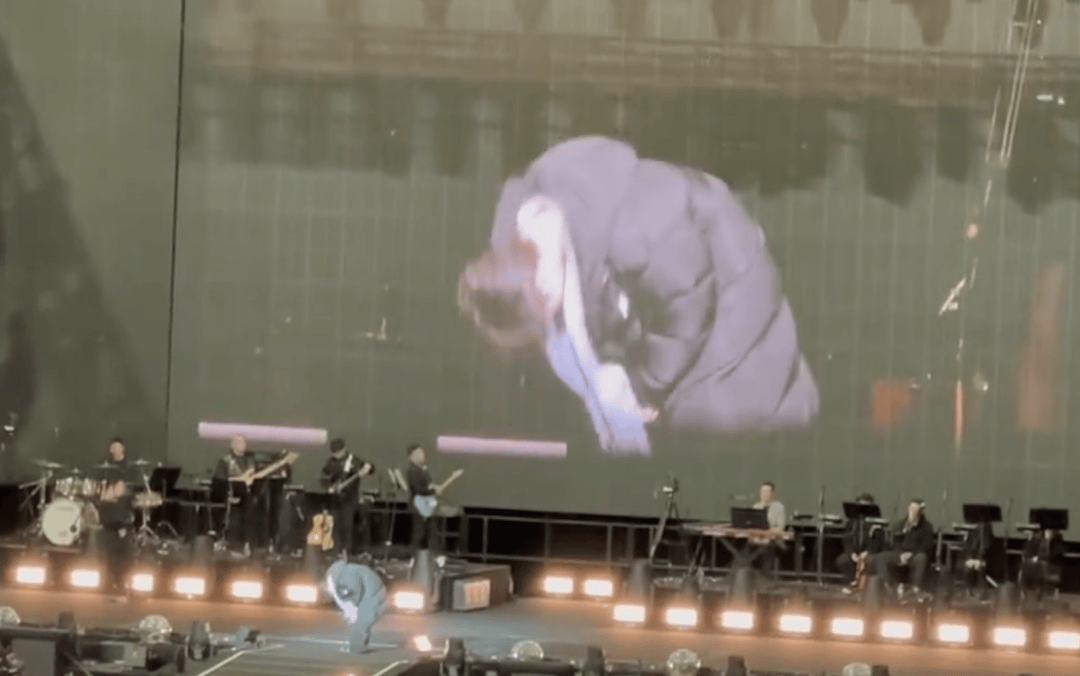 歌手周深含泪鞠躬道歉<strong></p>
<p>大型虚拟币</strong>，“从来没有这么害怕站在舞台上”