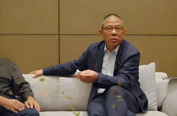 存款世界第一<strong></p>
<p>爱米虚拟币</strong>，14亿中国人撑不起消费？