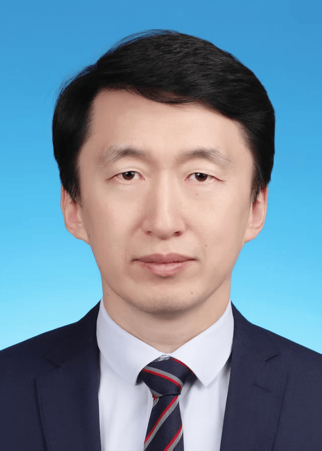 “75后”赵鹏<strong></p>
<p>虚拟币平台交易平台</strong>，已任西藏自治区政府党组成员