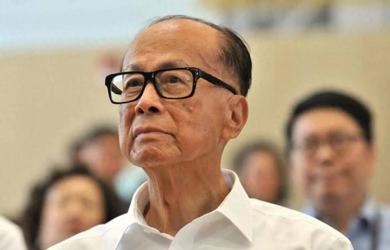 大反转！97岁李嘉诚赌输了？中方直接反将一军<strong></p>
<p>虚拟币传销</strong>，长和蒸发323亿