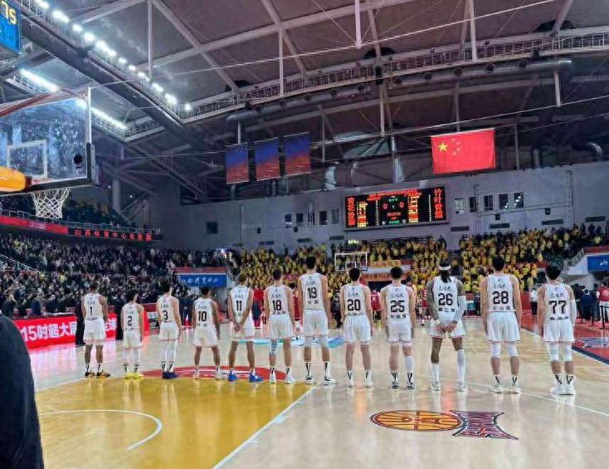 杜锋带13人出征上海！4外援+23兄弟<strong></p>
<p>虚拟拟币行情</strong>，贝贝获重用