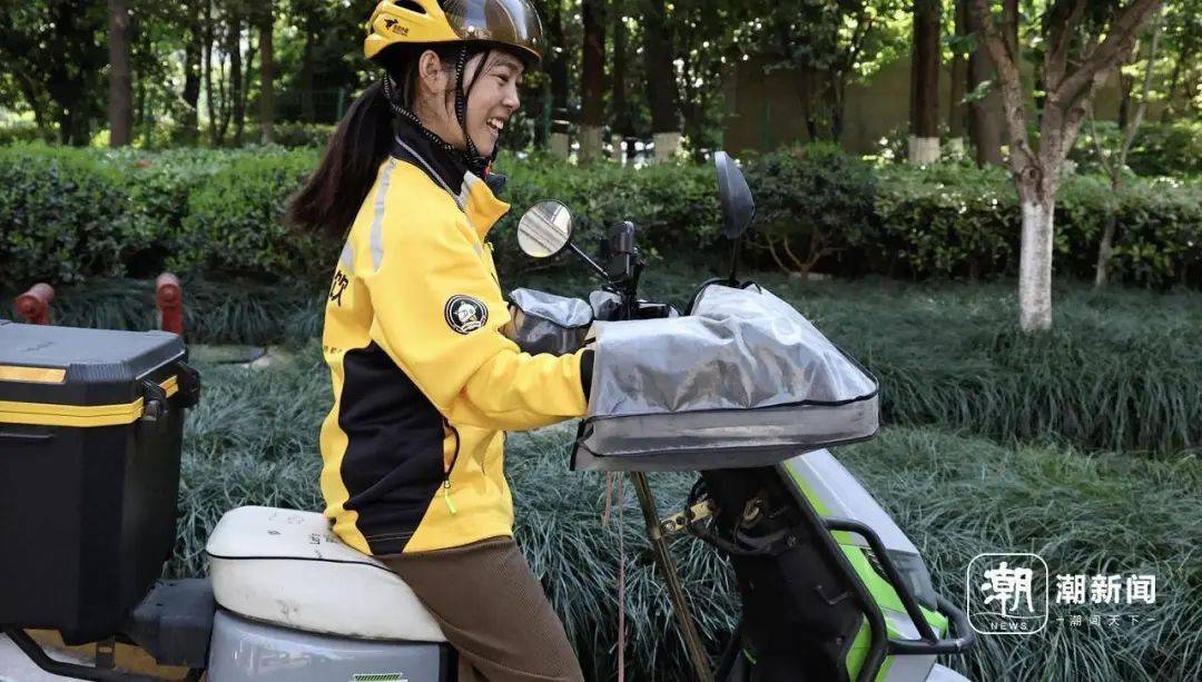 脑瘫女骑手送外卖7年<strong></p>
<p>中国</strong>，换了6辆车，故事感动杭州
