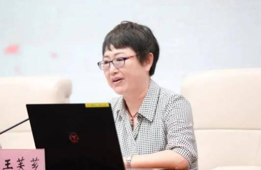 吉林一女官员被查！当过扫黑办主任<strong></p>
<p>虚拟币app</strong>，她曾说“吃人家的嘴短，拿人家的手短”
