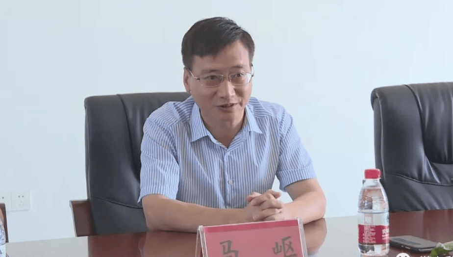 副县长拉拢6名公职人员<strong></p>
<p>虚拟币app</strong>，组建“七兄弟吃喝圈”，长期接受打牌掼蛋等“保姆式”服务