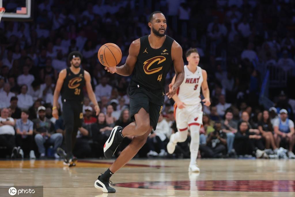 骑士危<strong></p>
<p>虚拟币薅羊毛</strong>?加兰莫布利亨特三大主力缺席系列赛G2