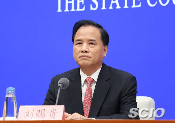李锦斌、刘家义、刘赐贵、王建军<strong></p>
<p>虚拟币手机</strong>，已任中央指导组组长