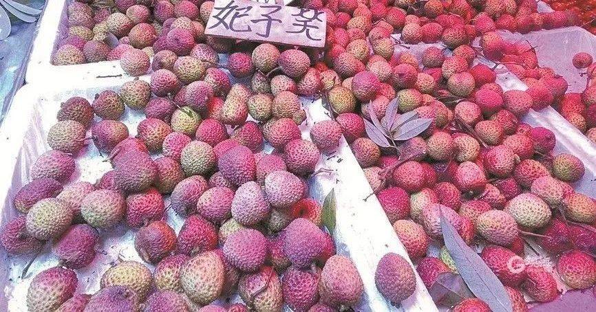 大跳水<strong></p>
<p>虚拟币 价值</strong>，暴跌40%！老板：一天一个价，估计还要跌