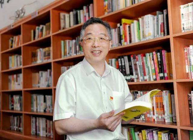 “颐云楼主人”<strong></p>
<p>虚拟币是传销吗</strong>，主动向省纪委投案