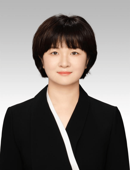 不到1年再公示<strong></p>
<p>比特币虚拟货币</strong>，生于1987年的李金玲，拟提名为县长候选人