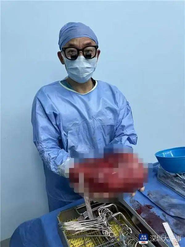 店员试衣间里一句警告<strong></p>
<p>银行虚拟币</strong>，竟救了17岁少女！一家人火速赶到深圳