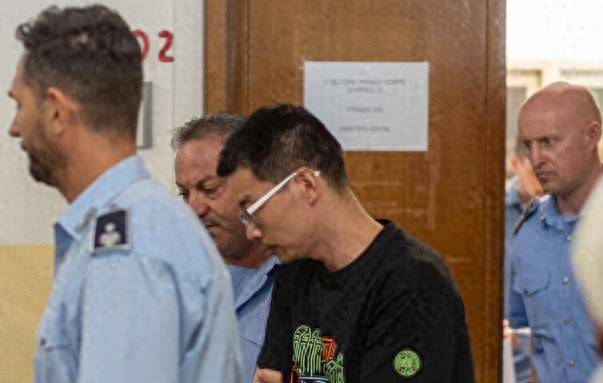孟晚舟事件再现？美国在意大利拘捕中企高管<strong></p>
<p>虚拟货币比特币</strong>，中方反制以牙还牙，让美破防