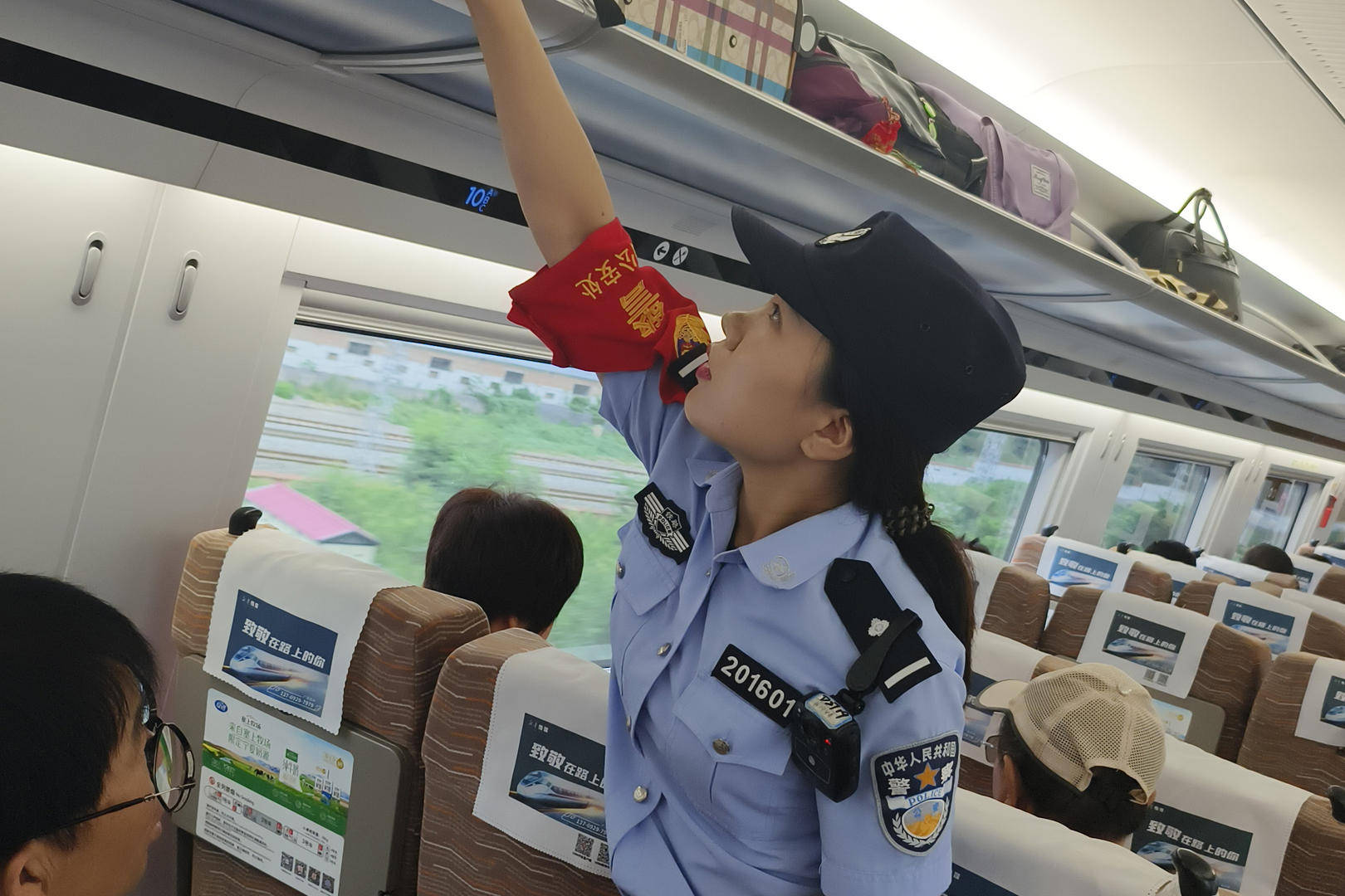 当事女乘客回应“穿吊带乘高铁收到提示卡片”：没冒犯<strong></p>
<p>日本</strong>，未评判穿着，安全感满满