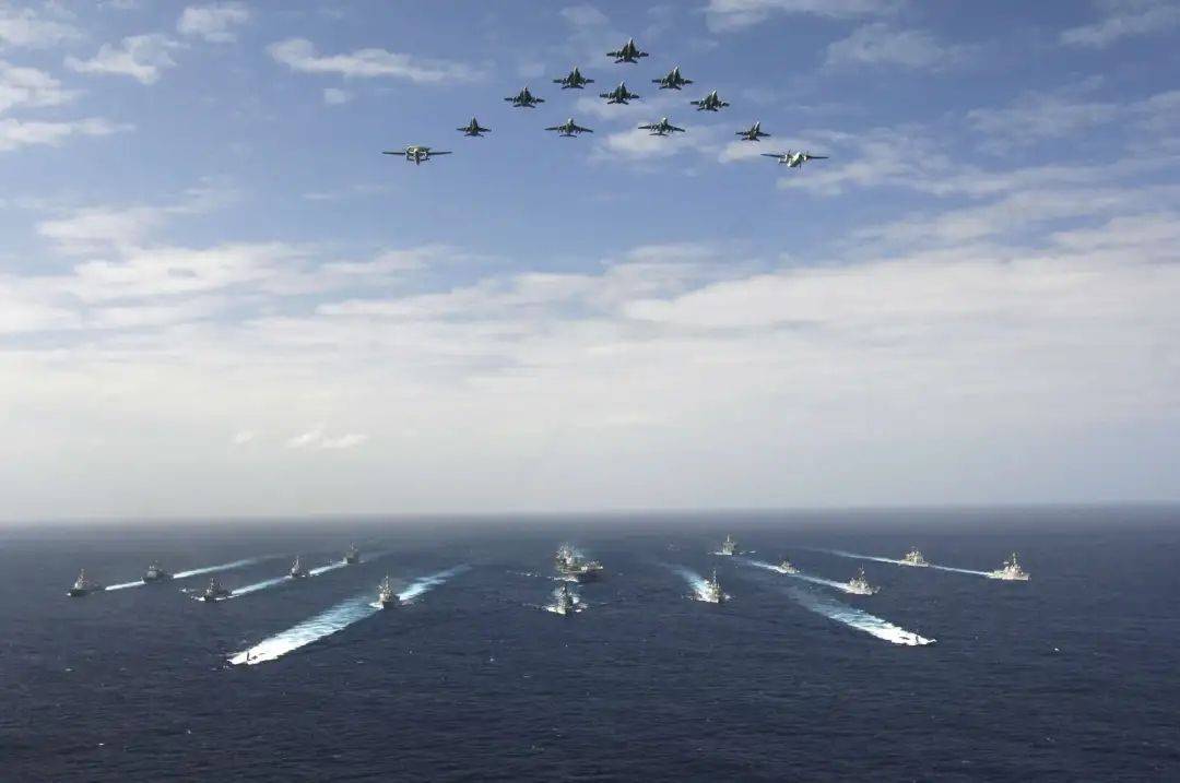 央视揭开神秘面纱<strong></p>
<p>利亚德股票</strong>，解放军反航母实战能力曝光，引发国际关注，海上威慑力再升级！