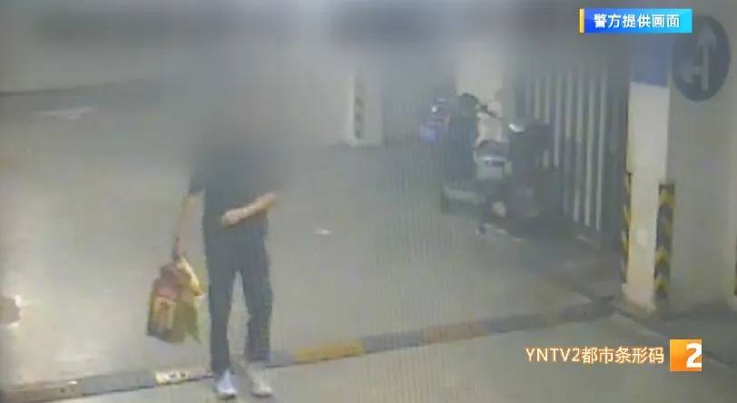 凌晨怪事！男子提着茅台袋子在车库<strong></p>
<p>利亚德股票</strong>，翻垃圾桶竟为了.....
