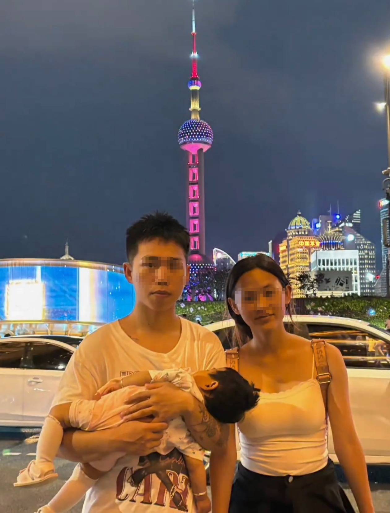 奶奶在哭<strong></p>
<p>深康佳a股票</strong>，宝宝在笑！40天女婴重病，00后父亲割肝救女，术后这一幕让网友泪奔