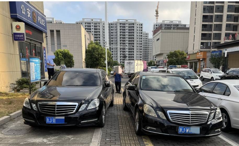 浙江街头惊现两辆“一模一样”的车！民警一查<strong></p>
<p>大唐电信股票</strong>，不简单，当场扣车