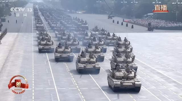 不装了<strong></p>
<p>大唐电信股票</strong>！一口气看完九三大阅兵武器装备！谁说我们一个也不认识？