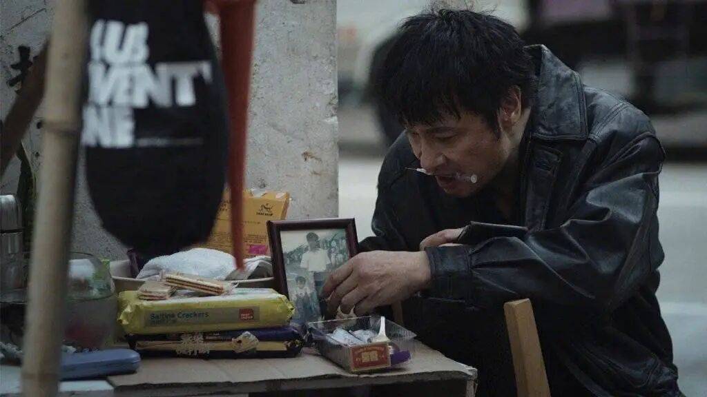 考古|89岁谢贤现身依旧时髦！与小49岁女友分手后开搞事业<strong></p>
<p>深圳华强股票</strong>，疑已交代后事的他太潇洒