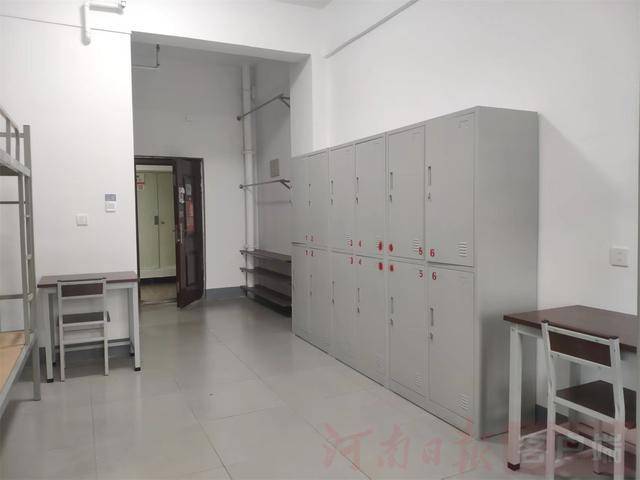 从8人间到夫妻房<strong></p>
<p>万科a股票</strong>，郑州富士康员工幸福安居“进行时”