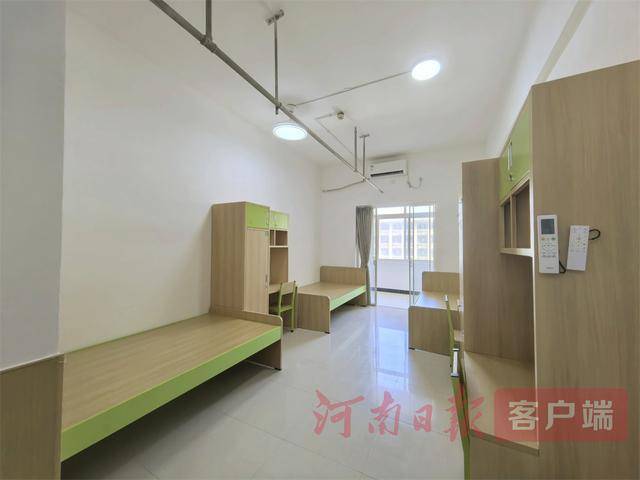 从8人间到夫妻房<strong></p>
<p>万科a股票</strong>，郑州富士康员工幸福安居“进行时”