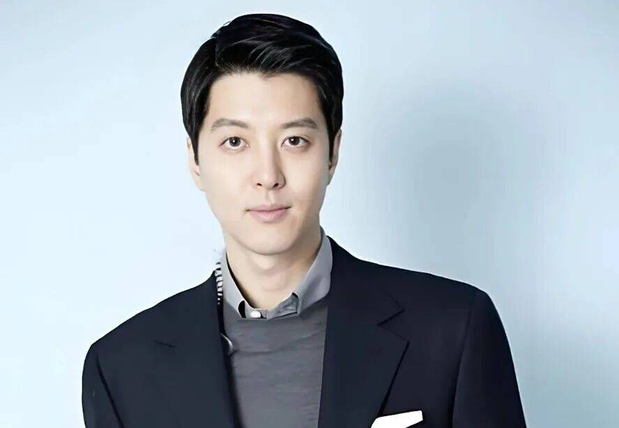 知名男演员自曝患罕见病<strong></p>
<p>万科a股票</strong>，“连呼吸都痛”