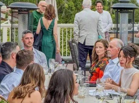 无意还是戏精？她办婚礼<strong></p>
<p>万科a股票</strong>，分手多年的他隔空说“我愿意”？