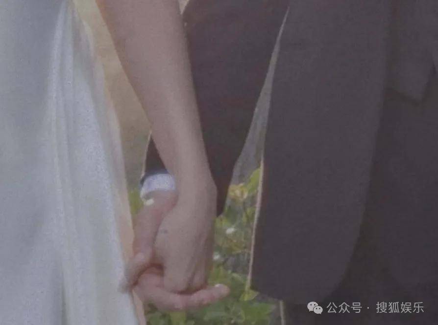 无意还是戏精？她办婚礼<strong></p>
<p>万科a股票</strong>，分手多年的他隔空说“我愿意”？