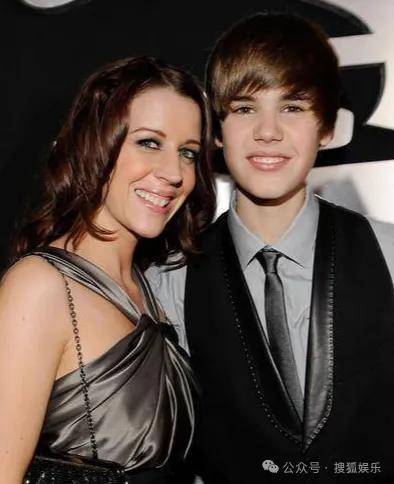 无意还是戏精？她办婚礼<strong></p>
<p>万科a股票</strong>，分手多年的他隔空说“我愿意”？