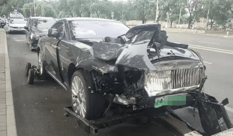 比亚迪车主多处骨折<strong></p>
<p>中油资本股票</strong>,其妻发声:往后日子不知怎么过!陈震车祸后再度致歉