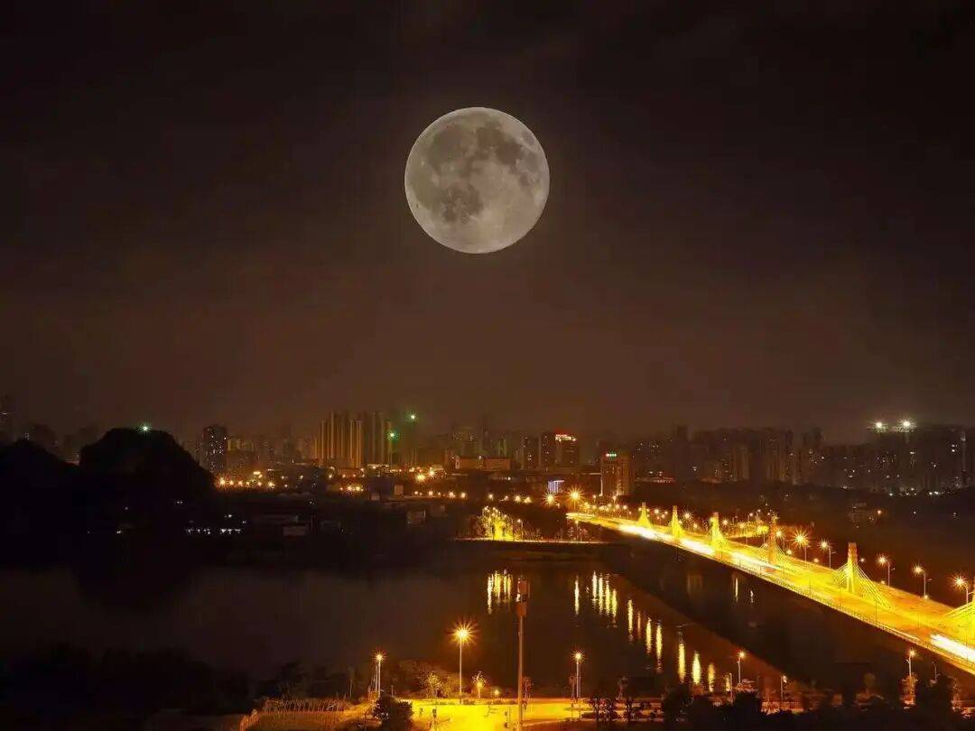 没有什么能阻挡！今天<strong></p>
<p>中油资本股票</strong>，广西人就是要回家！