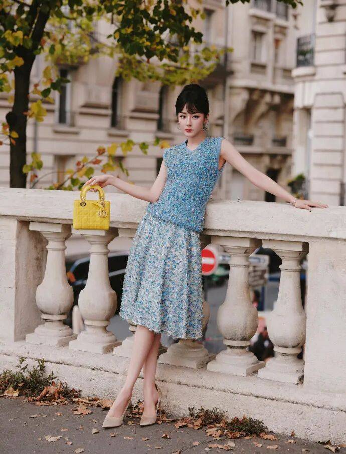 时装周上的女明星<strong></p>
<p>中油资本股票</strong>，秋冬氛围感一键封顶！