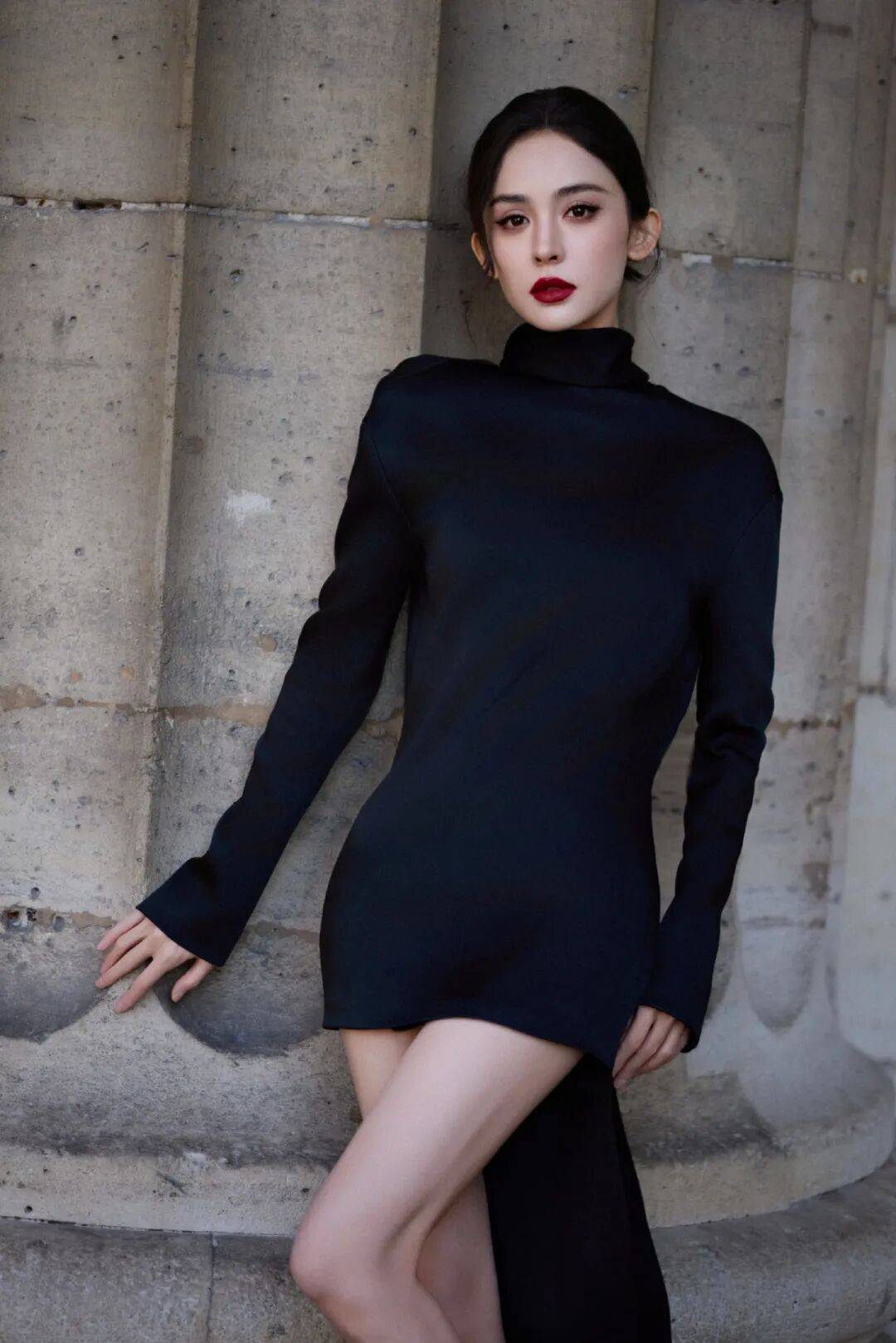 时装周上的女明星<strong></p>
<p>中油资本股票</strong>，秋冬氛围感一键封顶！