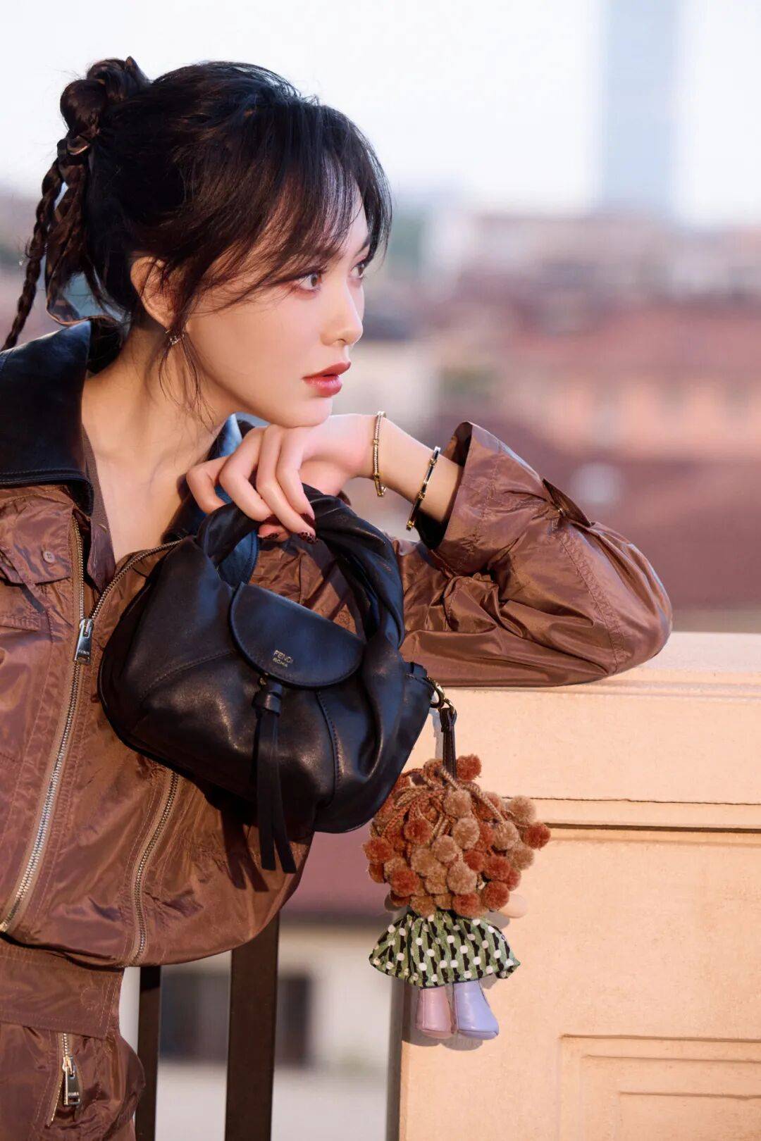 时装周上的女明星<strong></p>
<p>中油资本股票</strong>，秋冬氛围感一键封顶！