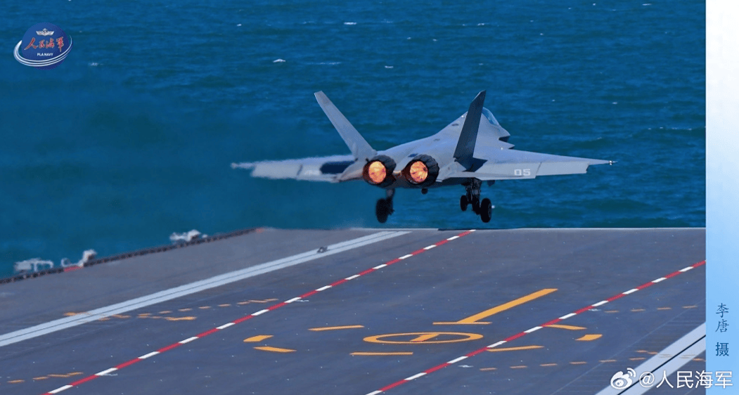 终于官宣<strong></p>
<p>法拉第未来股票</strong>，歼35舰载版最大起飞重量曝光，雷达反射面积也自信公开！