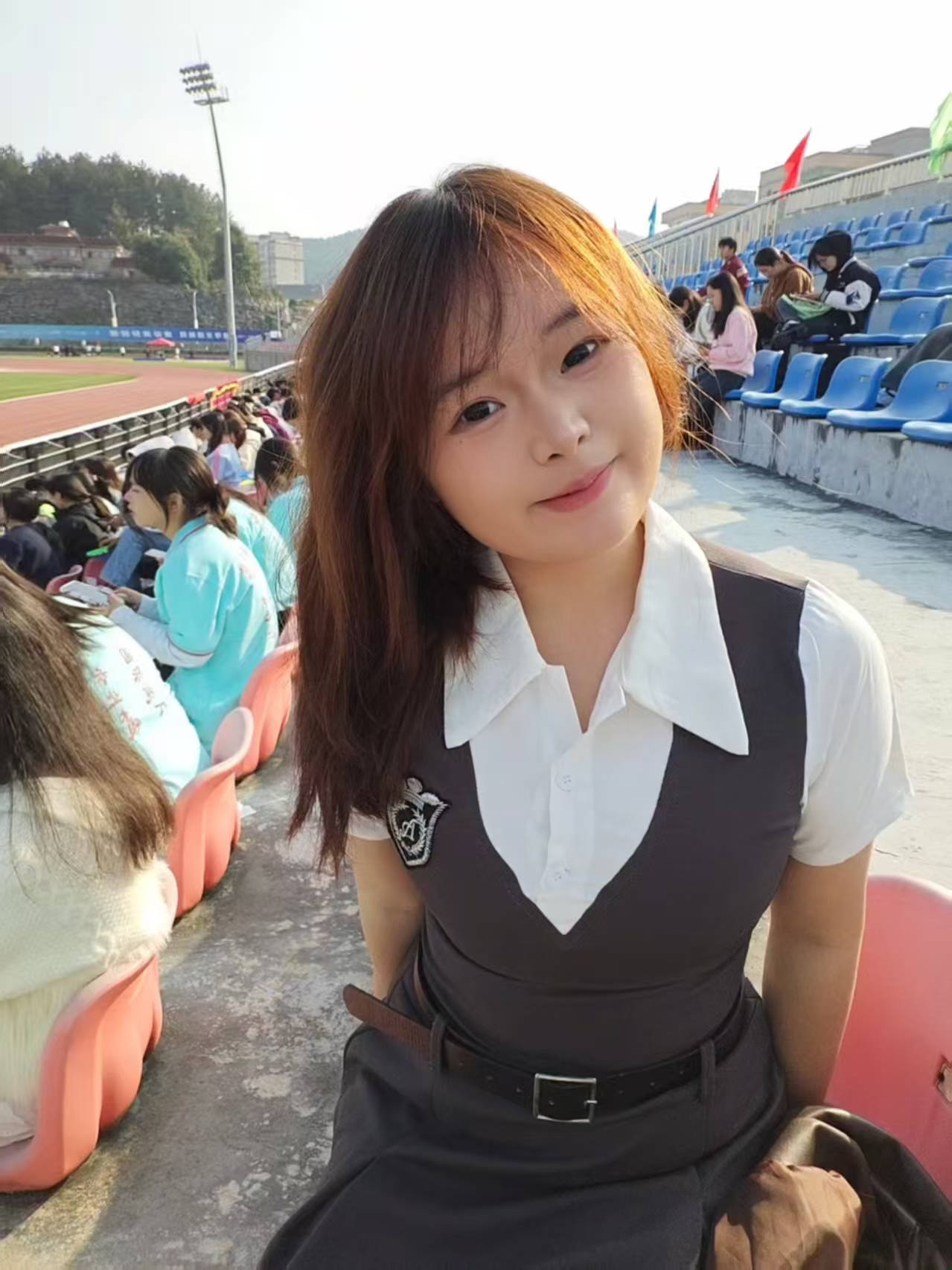 那个让老师骄傲的“调皮”班级！30年同学聚会<strong></p>
<p>格力地产股票</strong>，还伴有一封来自贵州的感谢信