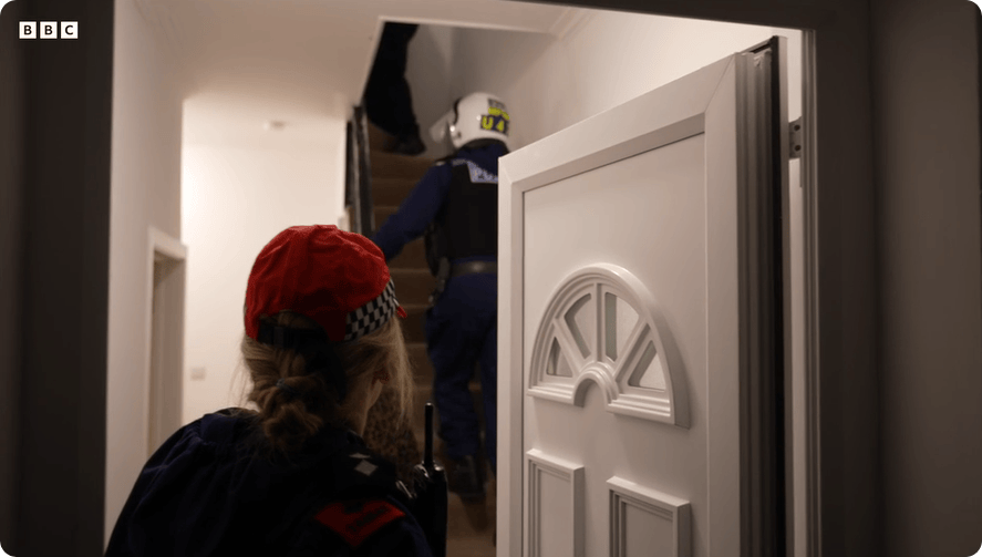 凯特患癌竟因辉瑞疫苗？伦敦4万被盗手机直飞香港<strong></p>
<p>王府井股票</strong>，比贩毒暴利产业链曝光…