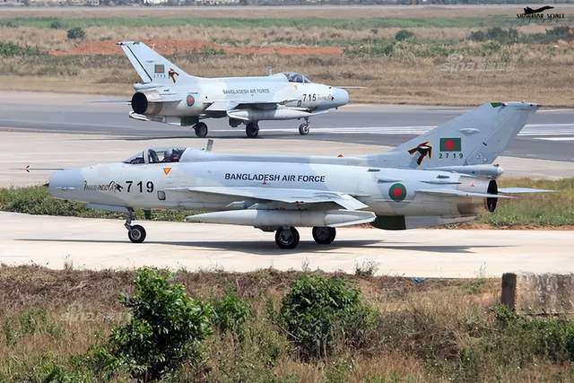 突然到来的惊喜<strong></p>
<p>福耀玻璃股票</strong>？孟加拉国表示要22亿美元购买20架歼-10CE？